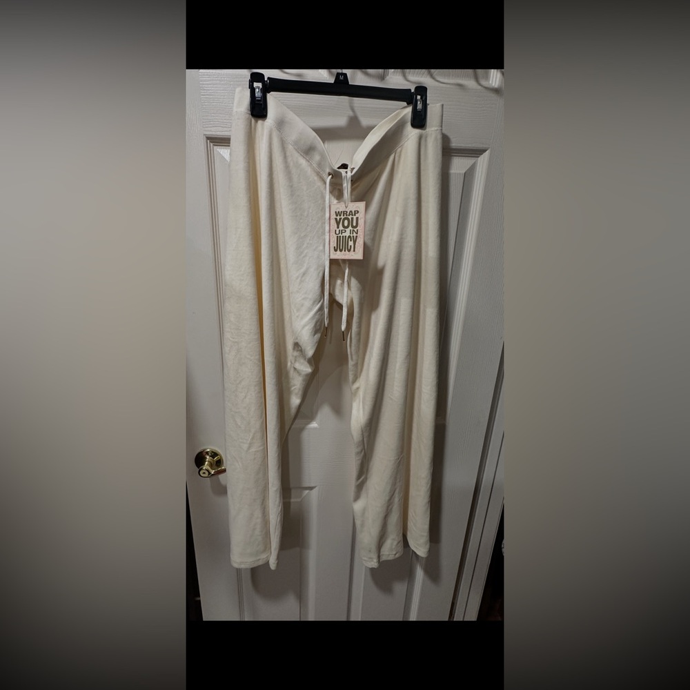 Juicy Couture Ivory Lounge Pants